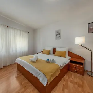 Tia Apartamento